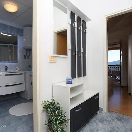 Apartment Fuer 3 Personen Ca 40 Qm In Rabac, Istrien Bucht Von Rabac