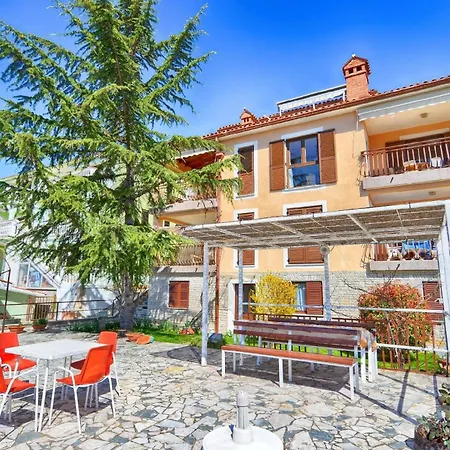 Fuer 3 Personen Ca 40 Qm In Rabac, Istrien Bucht Von Apartment